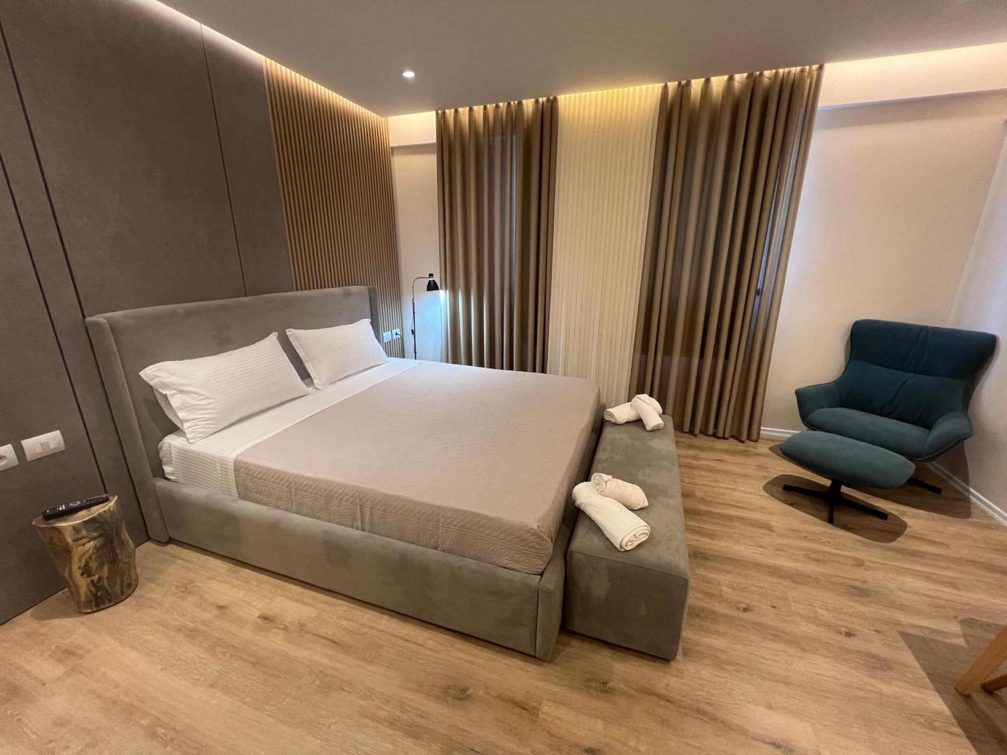 City Center Suite Τίρανα Εξωτερικό φωτογραφία